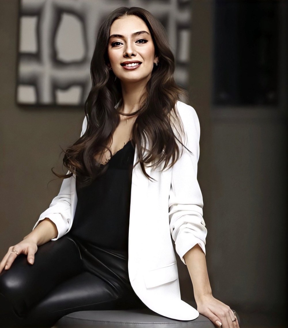 Portrait photo neslikhan atagul sex xxx