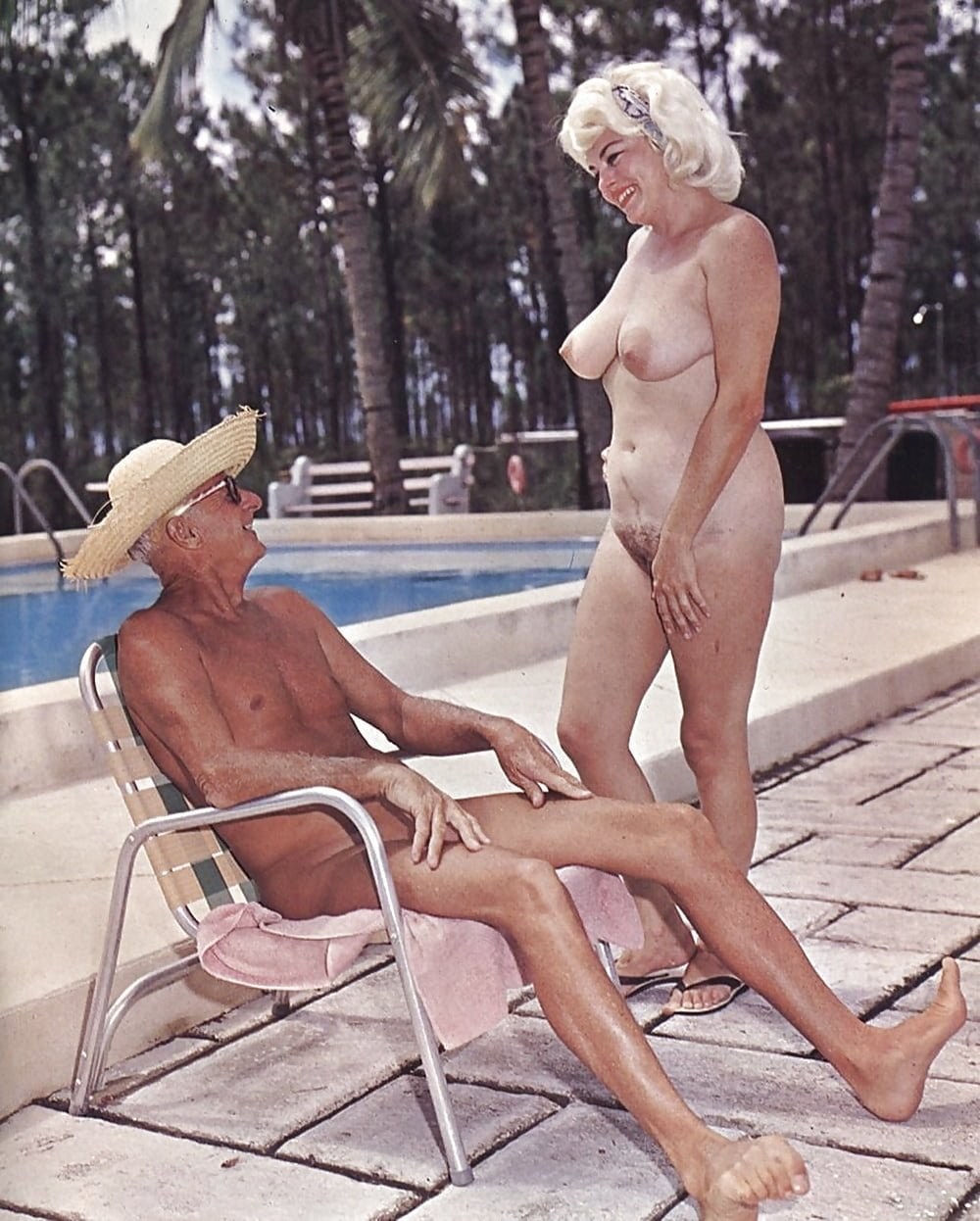 Nudism tenn <b>vintage</b> érotique.