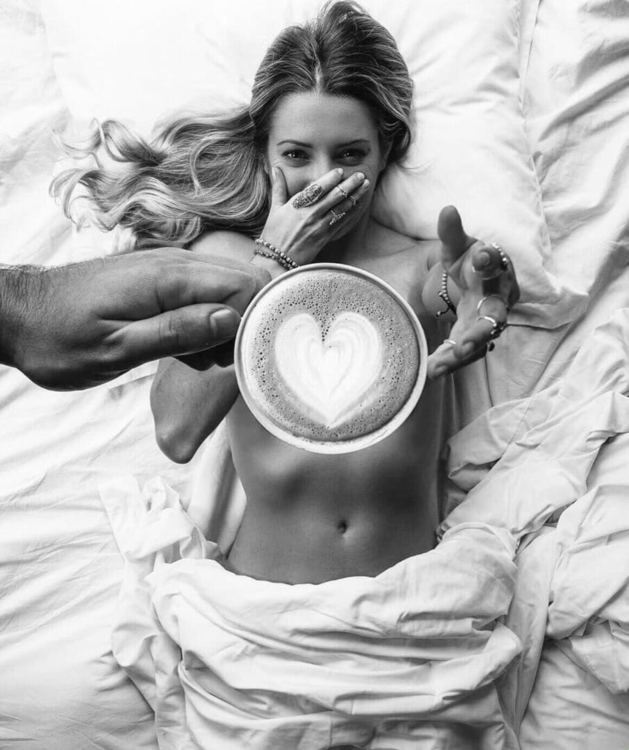 Café au lit pour votre bien-aimé