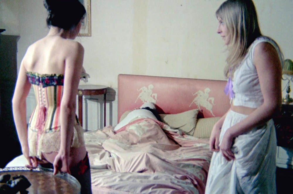 Femme de chambre célestine pour tous