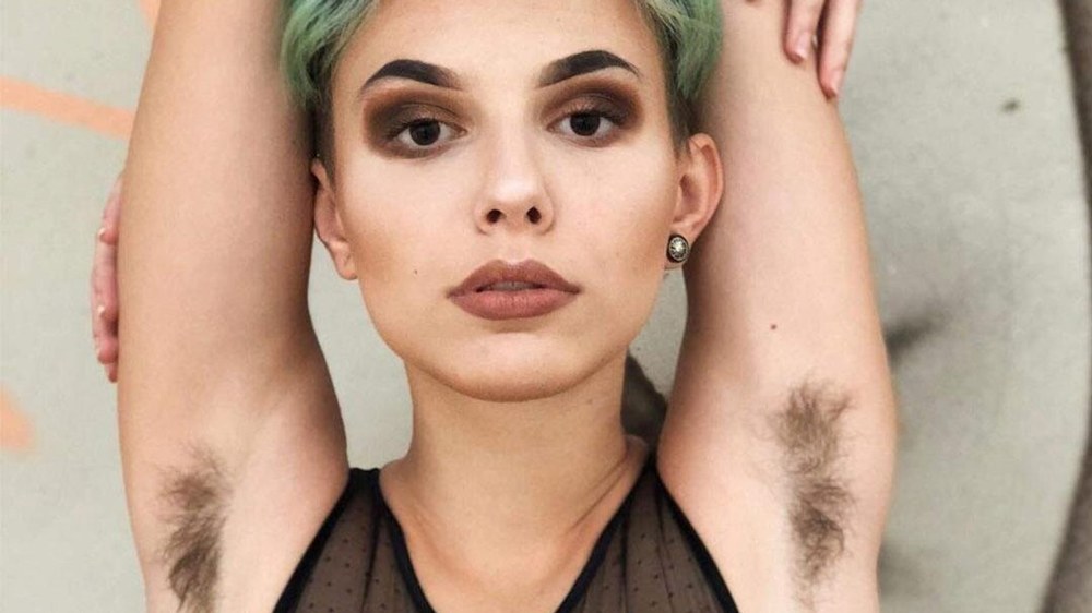 Cheveux non rasés