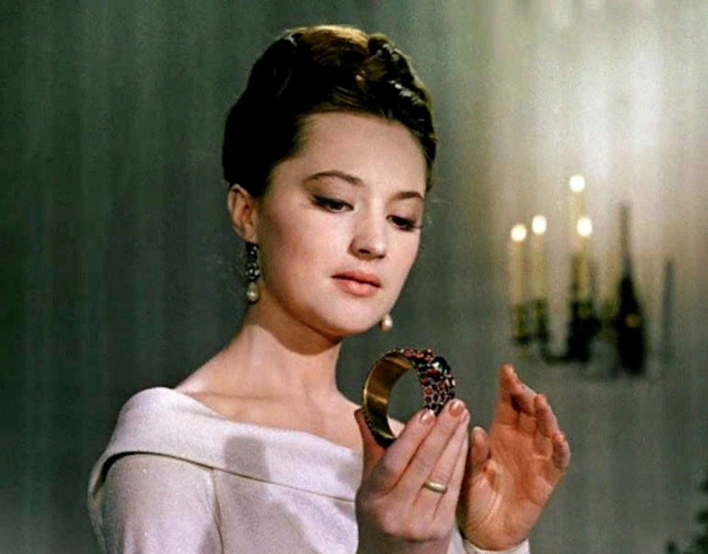 Film de grand-mère de la prudence