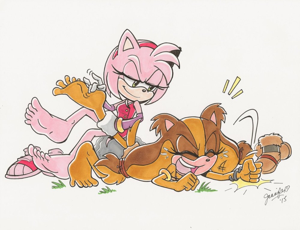 Amy Rose chatouillée