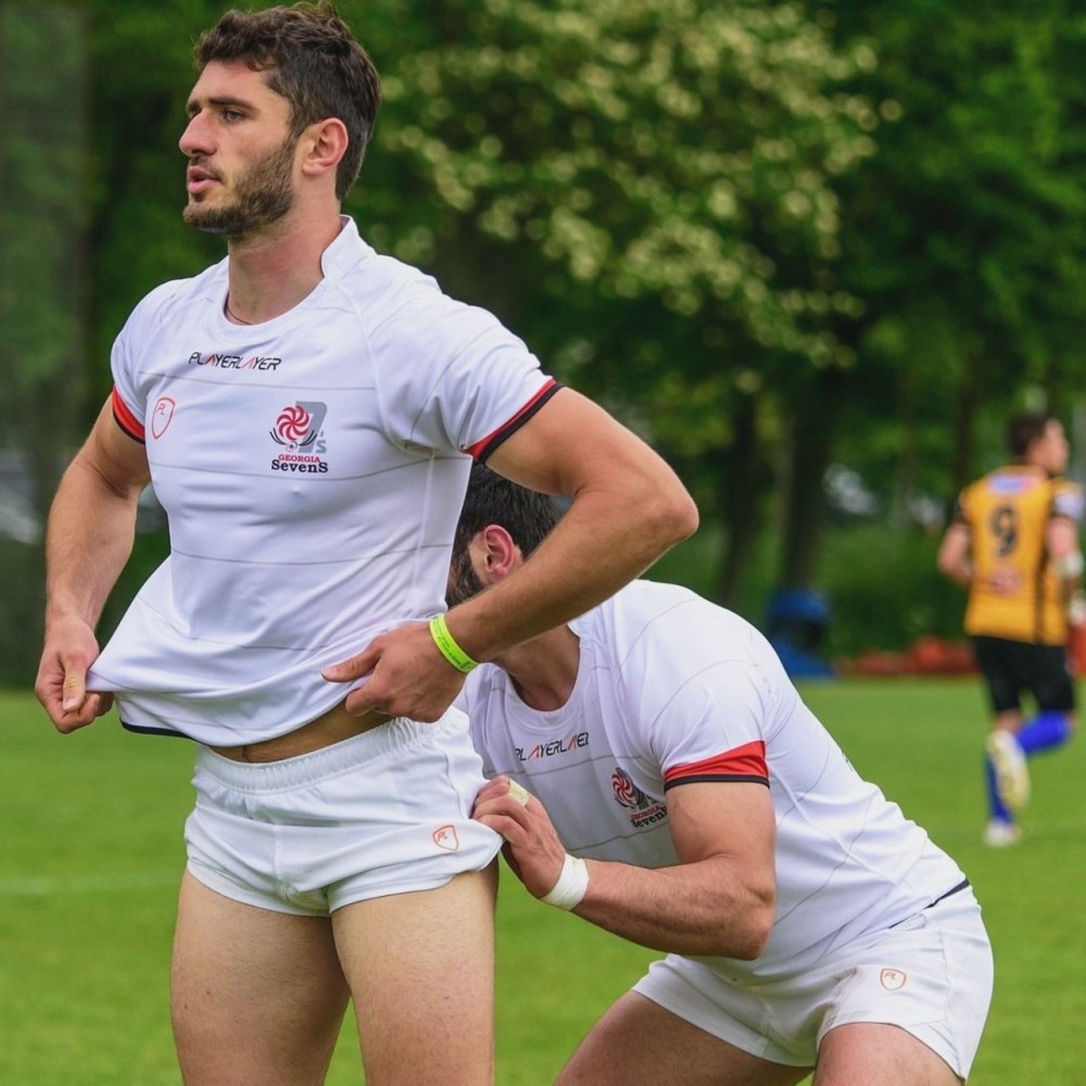 Les athlètes sont des rugbyistes nus