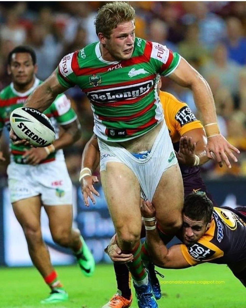 Rugbistes dans les vestiaires
