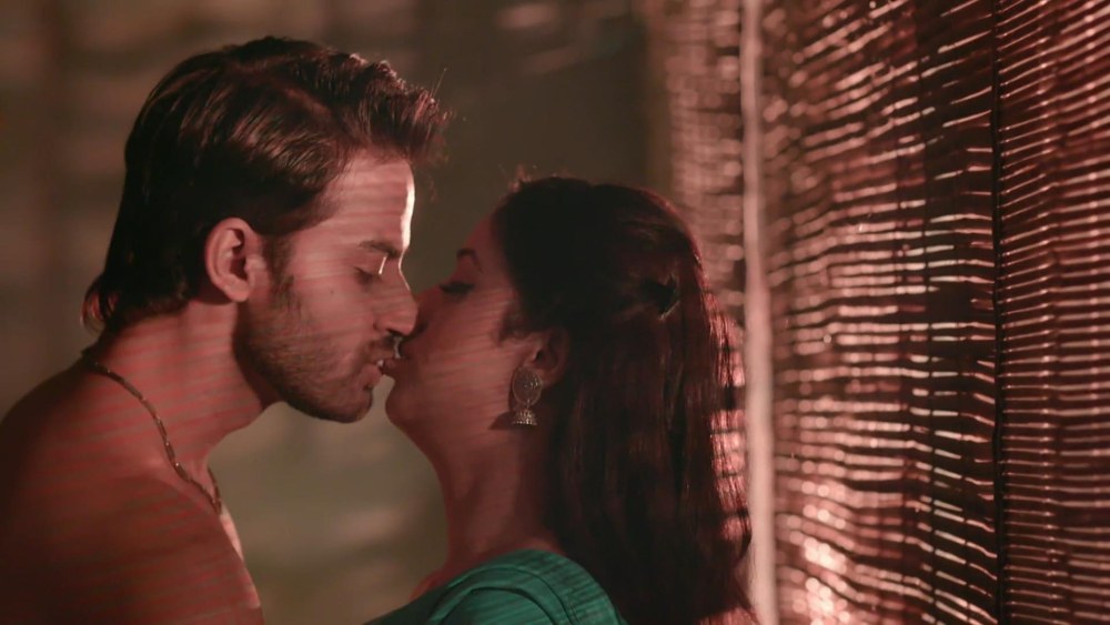 Inde Charlie Kiss Movie