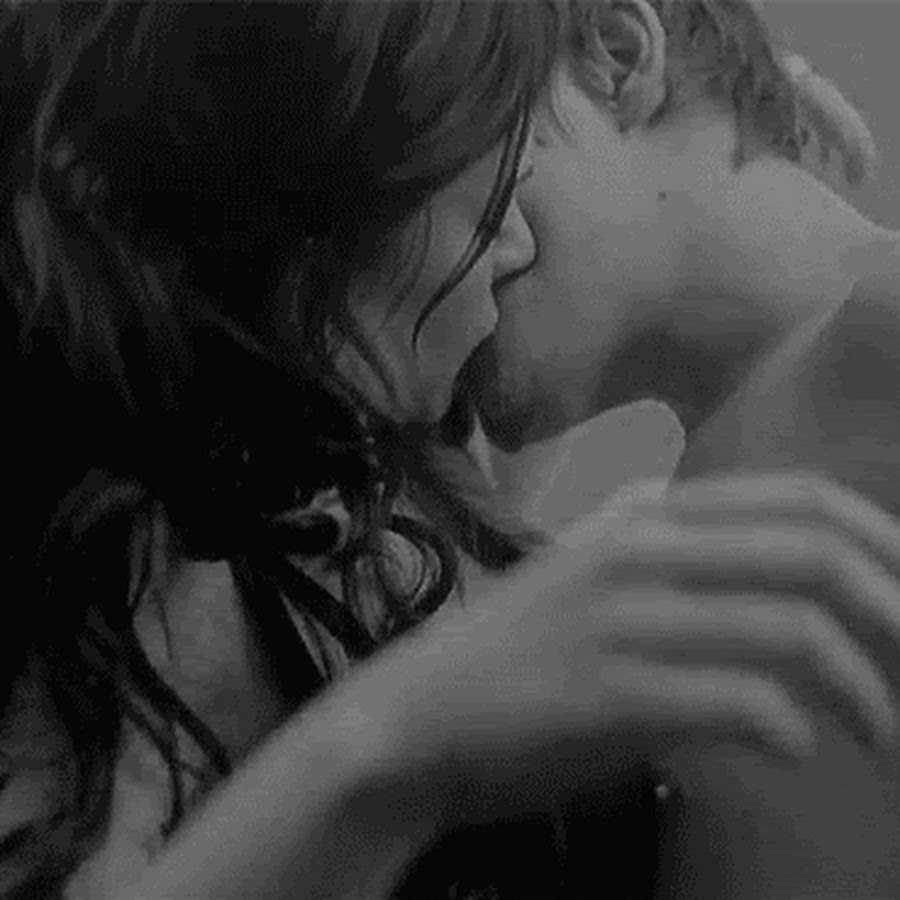 Un baiser passionné