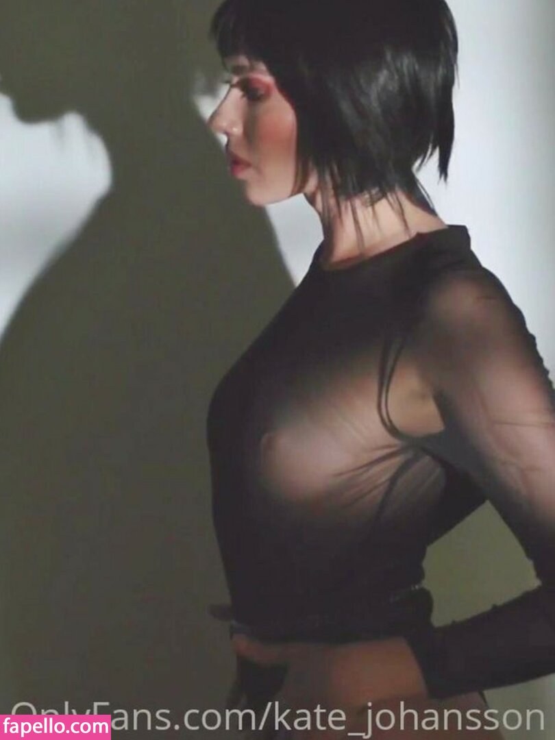 Valeria Sannikova Maxim PHOTO