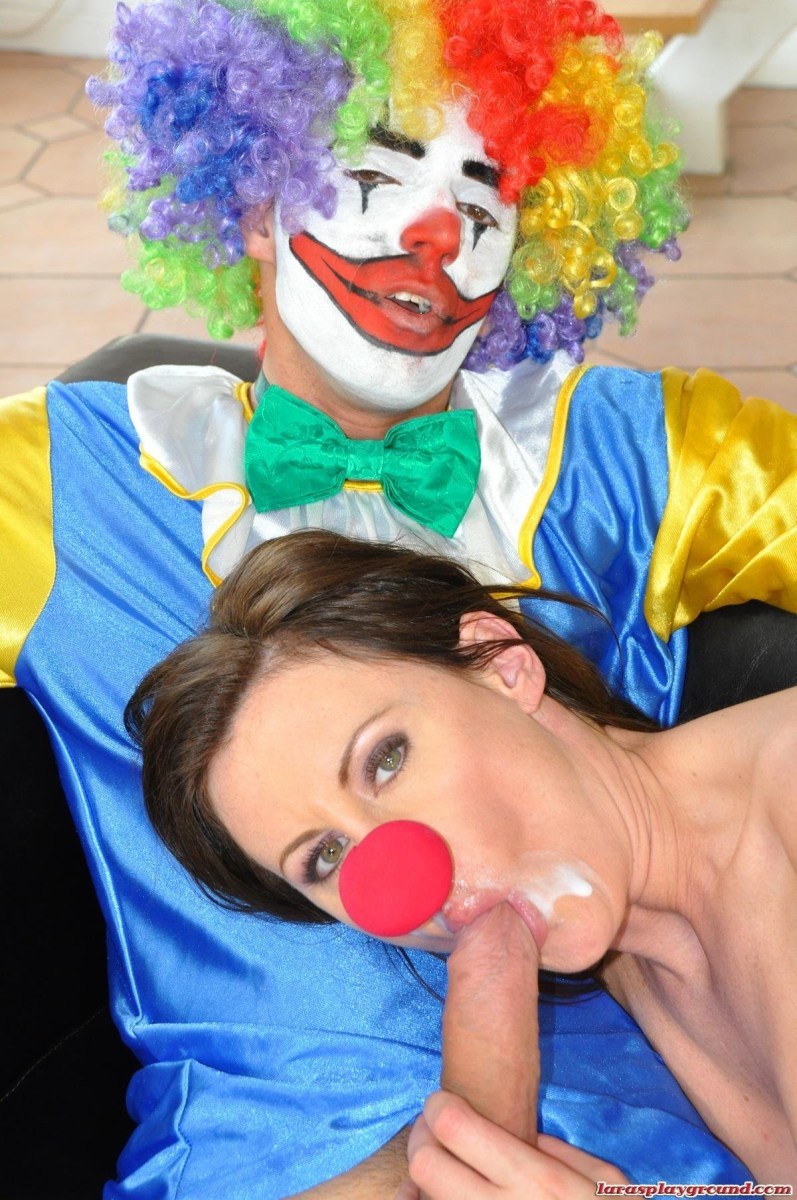 Clowns - photopornodeseins.com