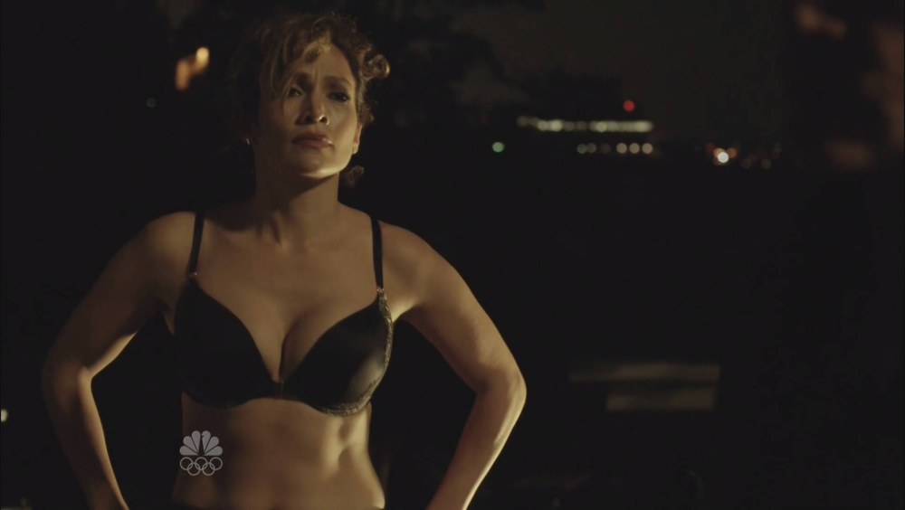 Shades of the Blue Series Scene avec Jennifer Lopez
