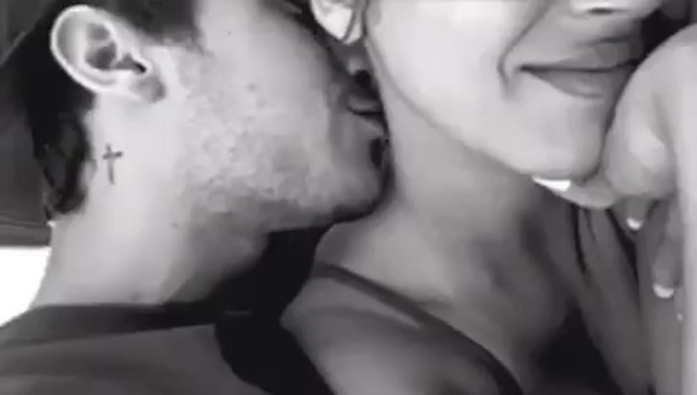 Bisous dans le cou
