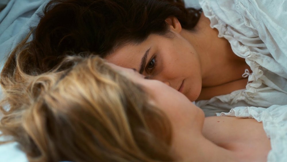 Portrait d'une fille dans le film Fire 2019