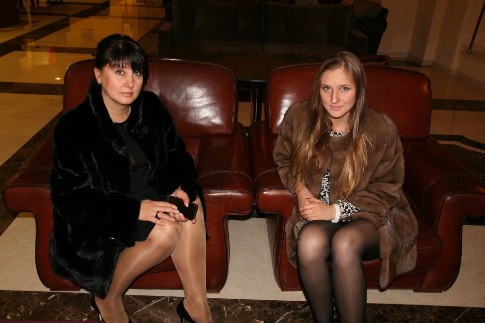 Femmes dans des collants lors de conférences