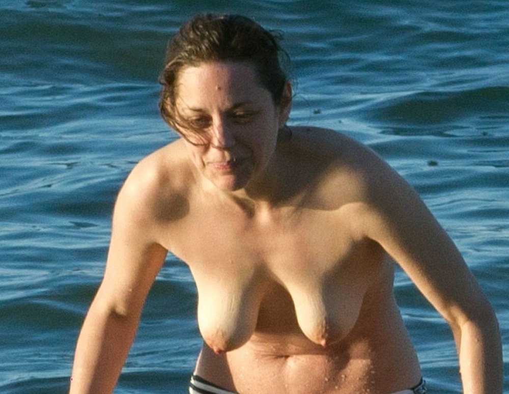 Marion Kotiyar nue dans le film