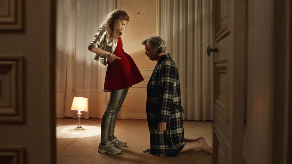 Film Woman Sore (La Femme Enfant, 1980