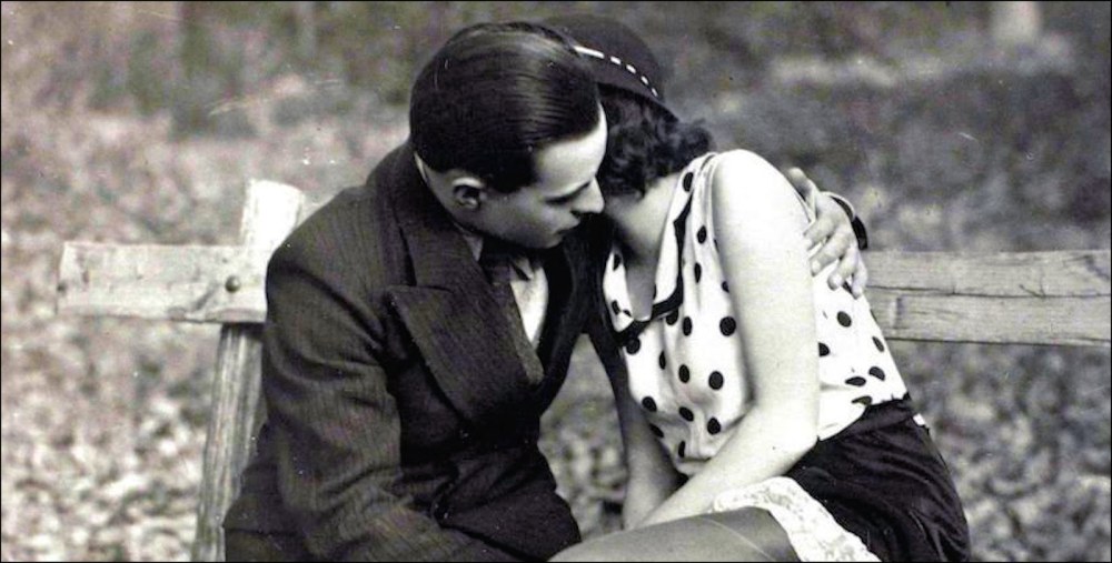 L'homme et la femme font l'amour