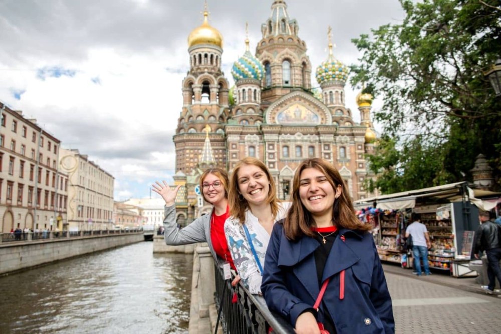 Femme insouciante Sankt Petersburg