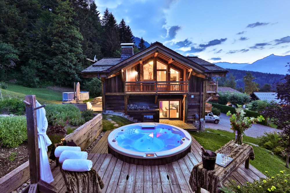 Pool de maison de Schalet aux États-Unis