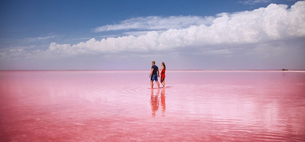 Koltan Nur Pink Lake