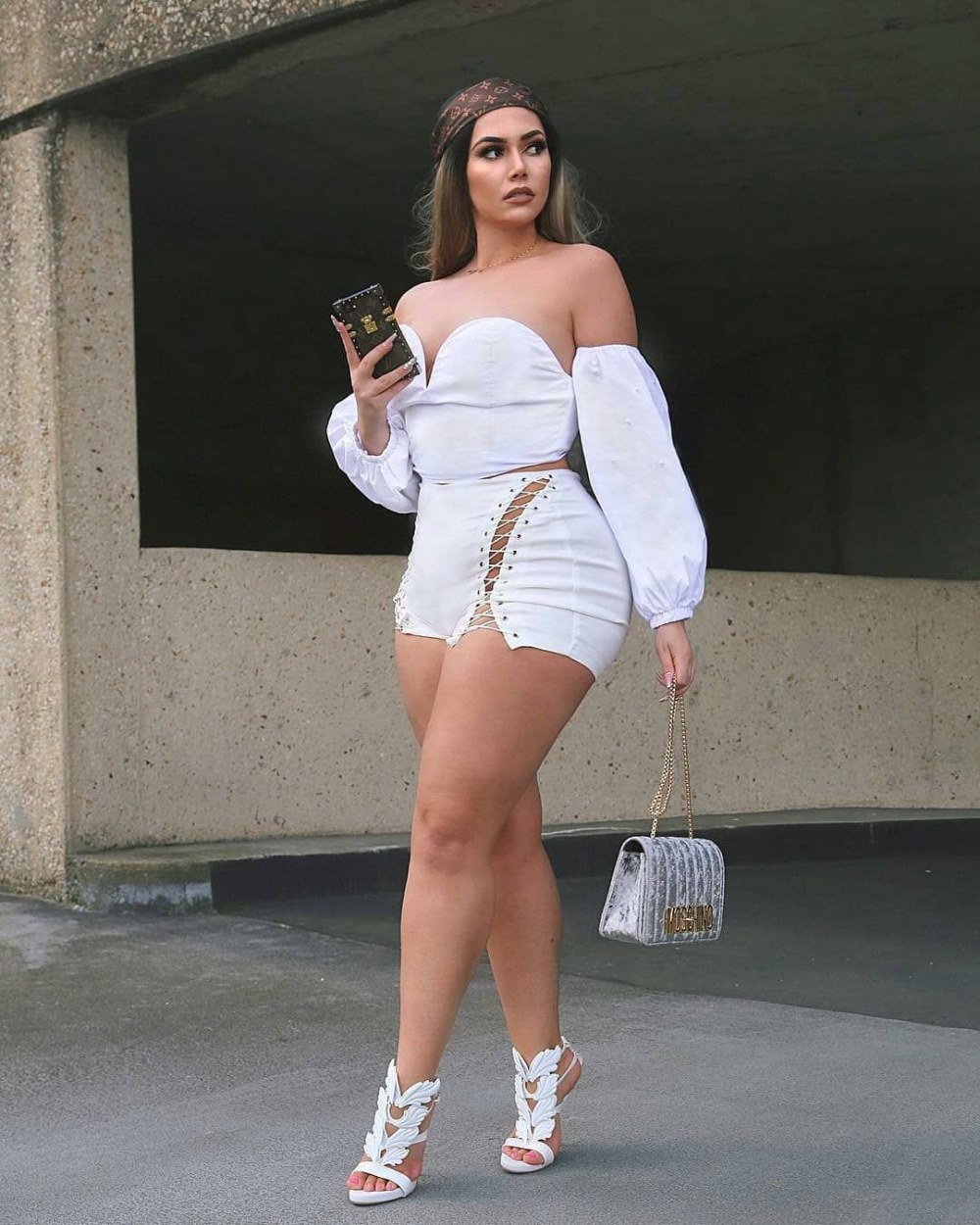 Laura Lux 2021