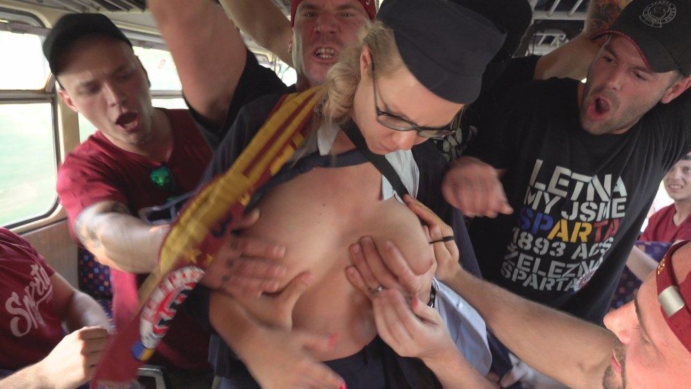 Putain dans les transports publics
