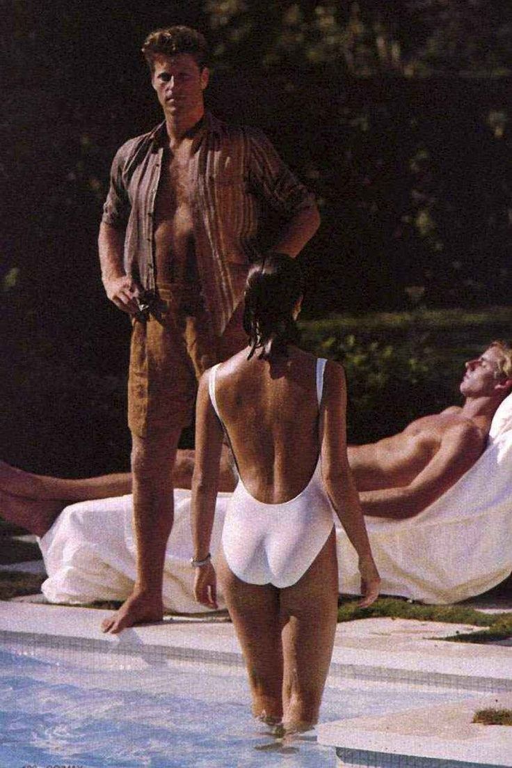 Terry Farrell nue dans le cinéma