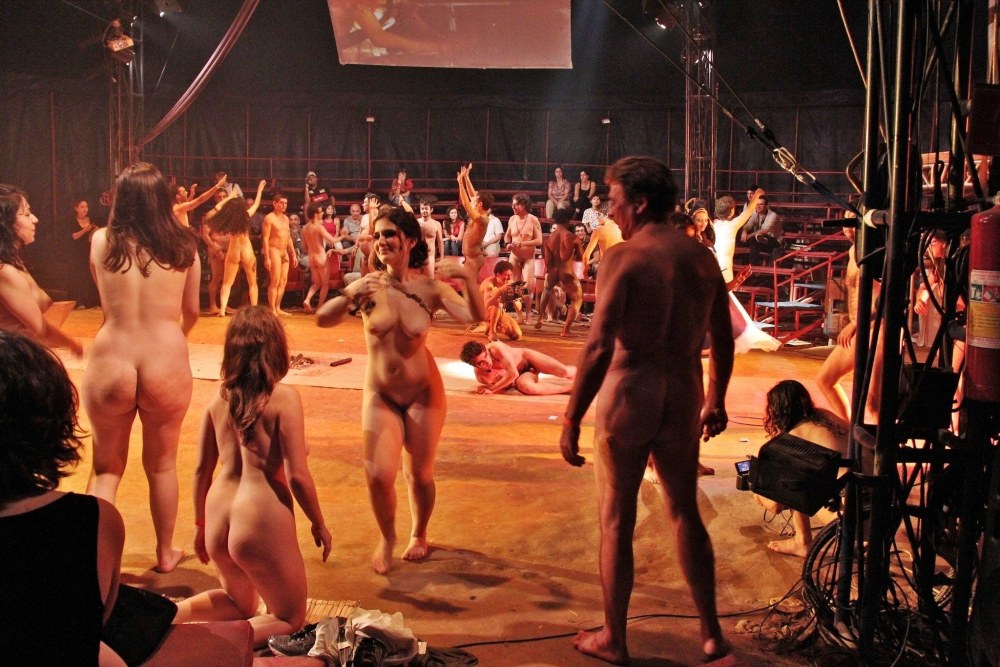 Théâtre brésilien OFICINA UZYNA UZONA