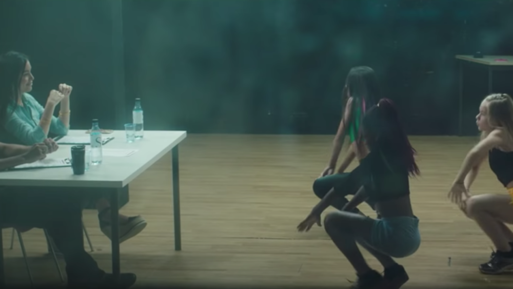 Série non fliks sur les filles Tverk