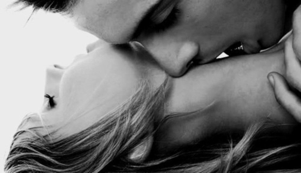 Bisous dans le cou