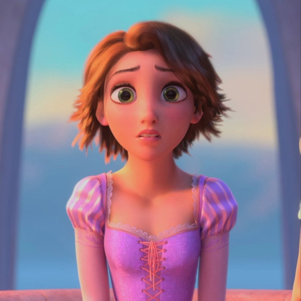 La fille a placé une fronde