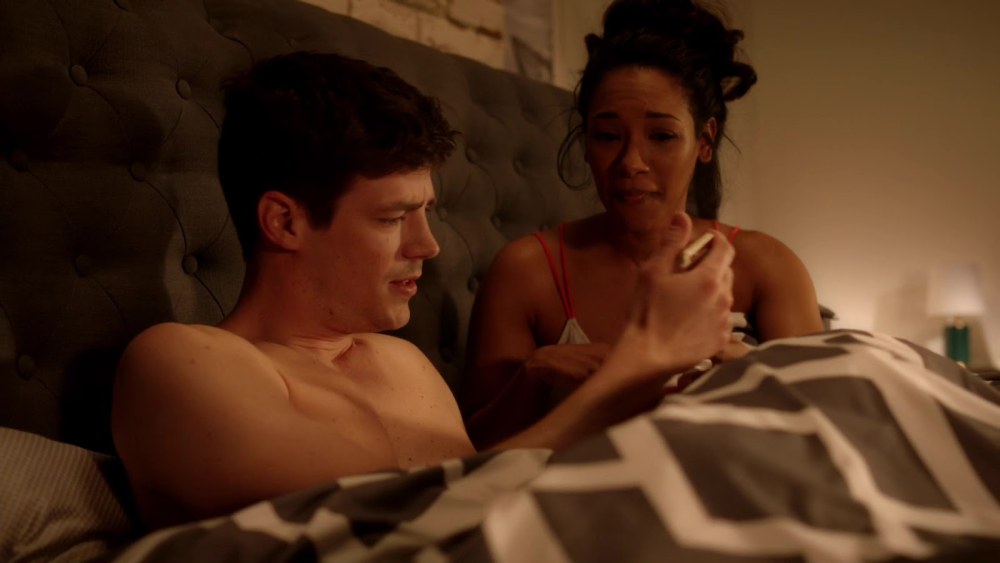 Barry Allen et Iris West Bed Stage