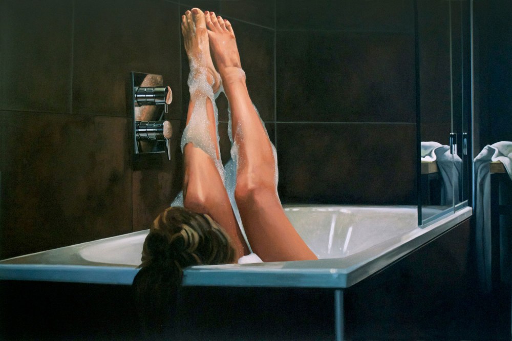 Bath de bain militant nu