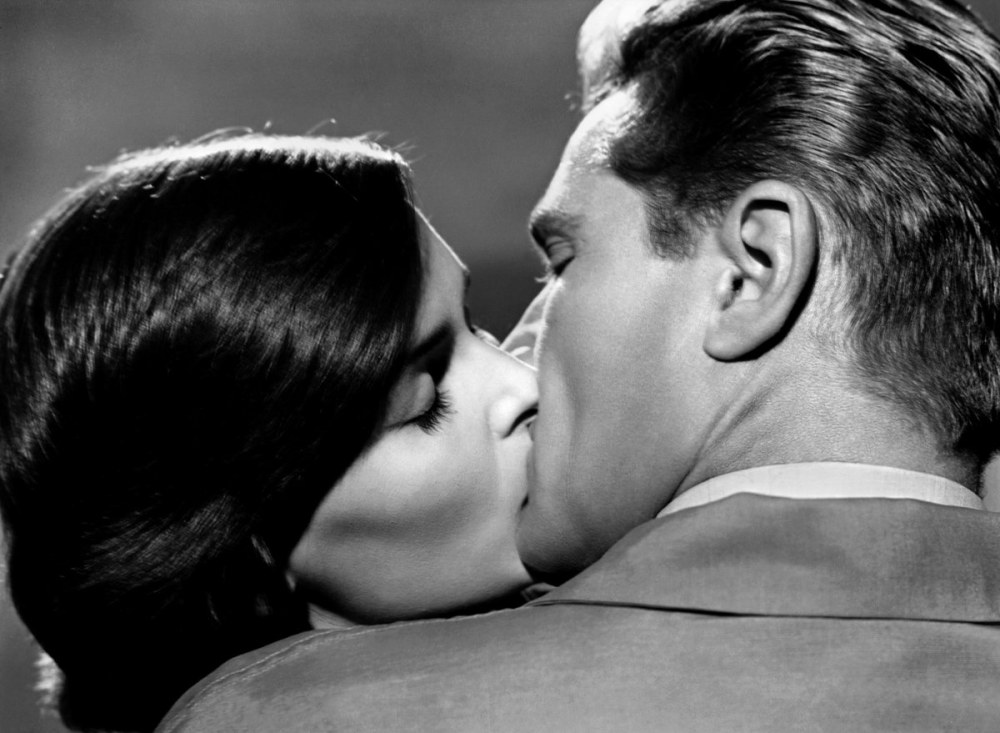 Film Le Baiser avec traduction russe Regardez en ligne
