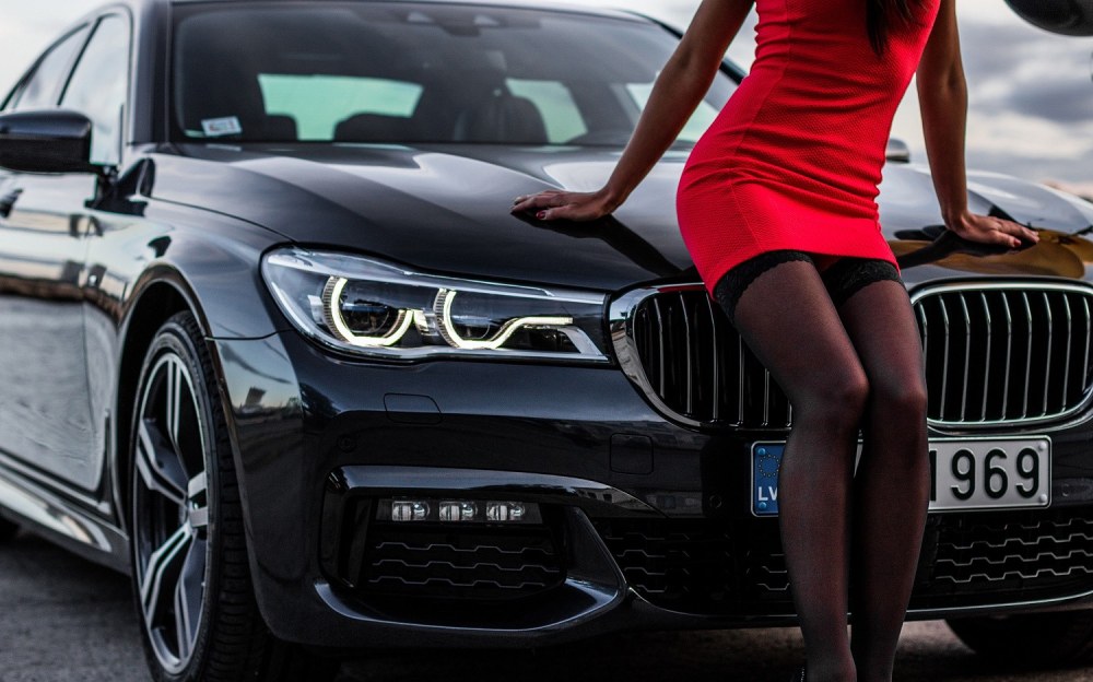 BMW E39 Girl