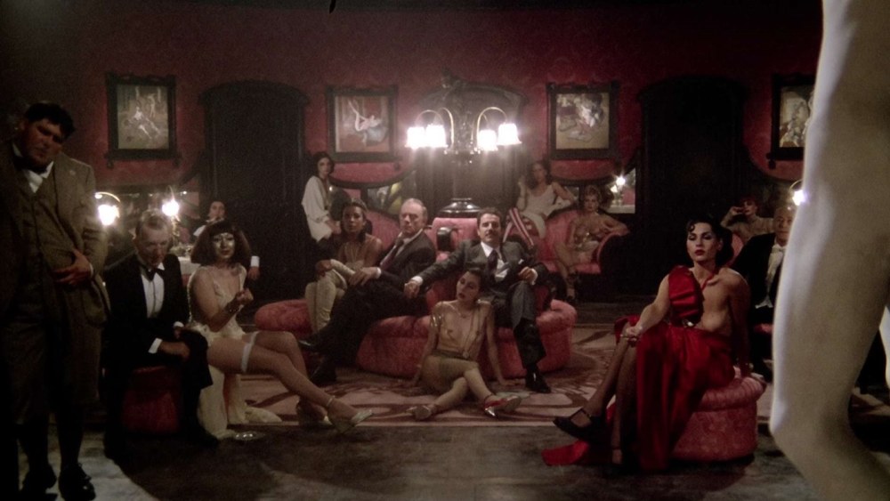 Salon Kitty Film tinto Brass