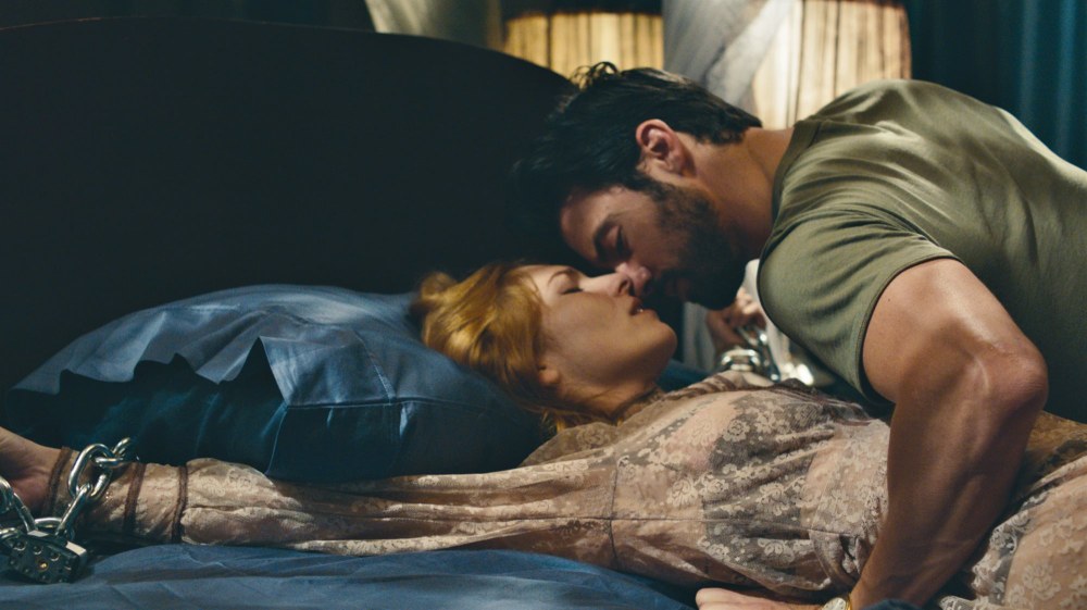 Kiss Damn (USA, 2012)